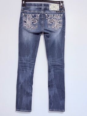 Miss Me Signature Straight Jeans Size 26